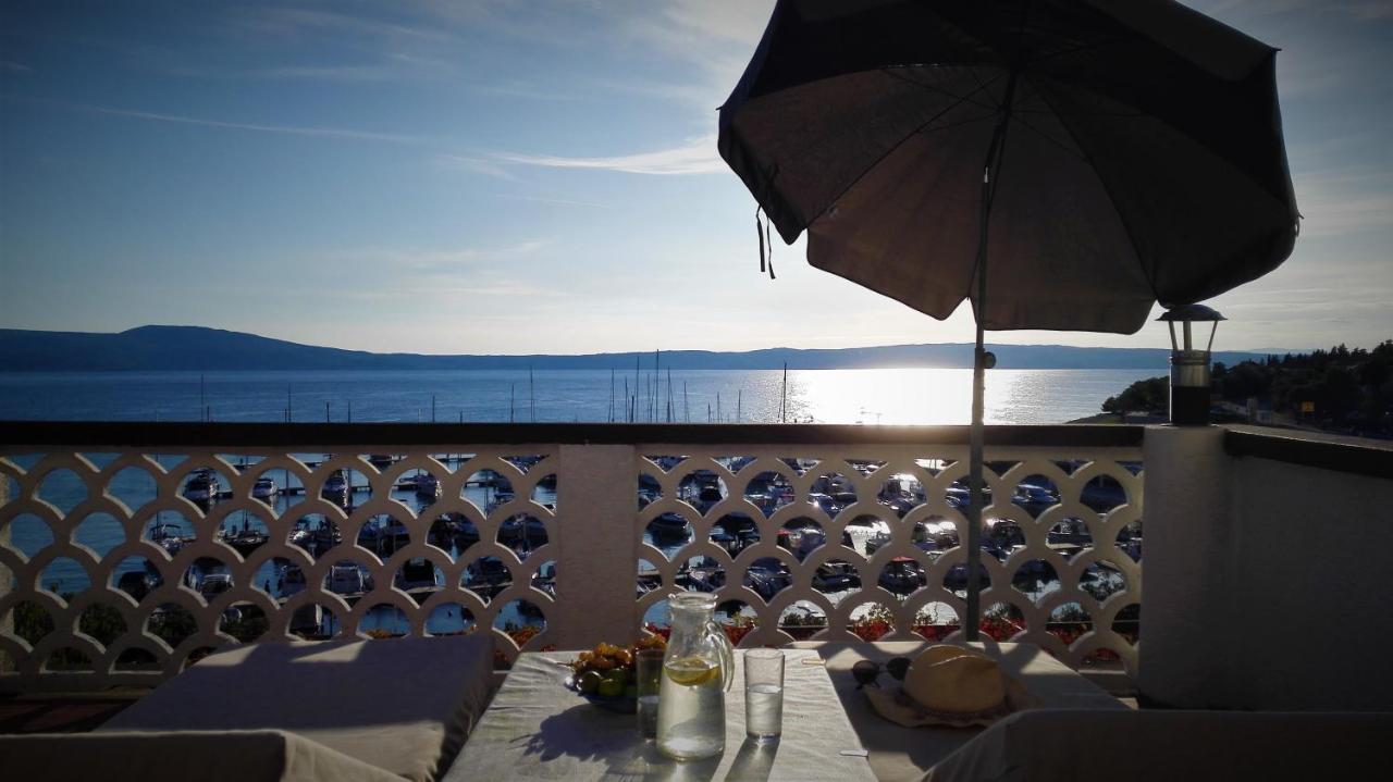 Holiday House Belavista Нови-Винодолски Экстерьер фото